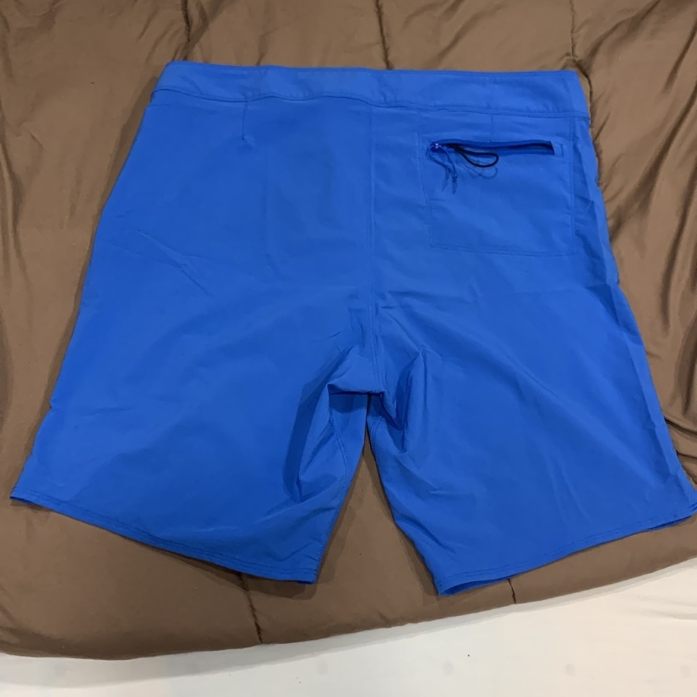 Patagonia Men’s Blue Hydropeak Board Shorts - Picture 4 of 4